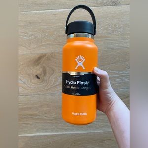 HyrdoFlask 32oz Wide Mouth with Flex Cap